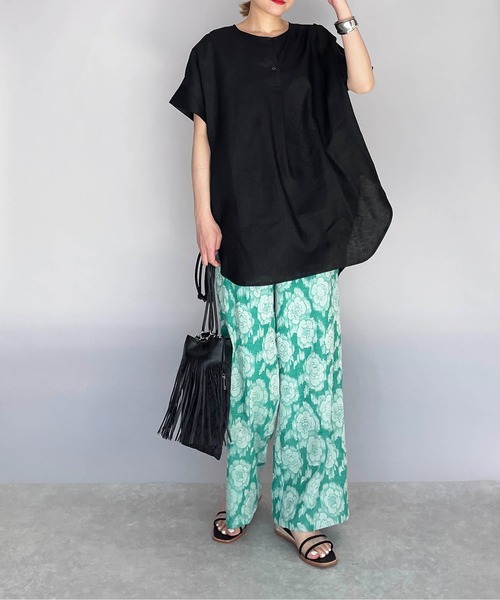 PICCIN（ピッチン）の「フレンチリネンチュニック（シャツ/ブラウス・レディース・ブラック/オフホワイト/カーキ/ブルー系その他/グレイッシュベージュ・M/L）」の21枚目の写真