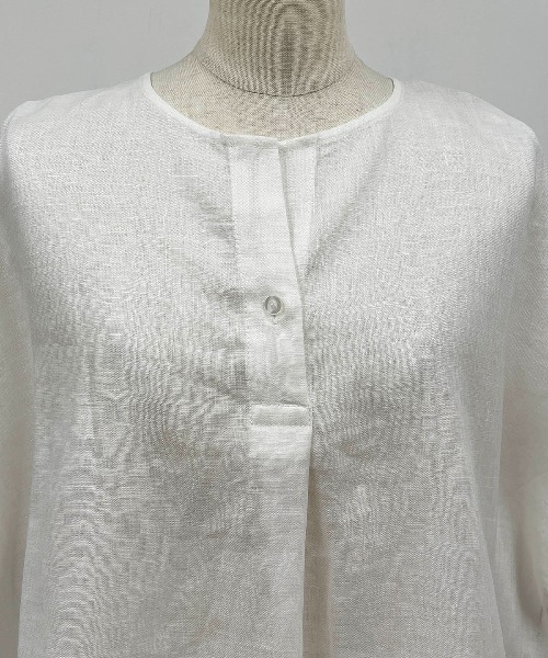 PICCIN（ピッチン）の「フレンチリネンチュニック（シャツ/ブラウス・レディース・ブラック/オフホワイト/カーキ/ブルー系その他/グレイッシュベージュ・M/L）」の14枚目の写真