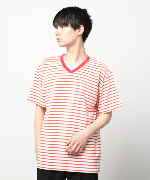 ALDIES(アールディーズ)の「V Neck Big Cut / Vネックビッグカット(Tシャツ/カットソー・メンズ・ブラック/レッド/マルチ・FREE)」の7枚目の写真