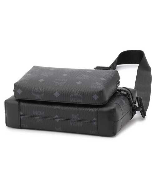 (希少)MCM エムシーエム Visetos ヴィセトス ボディバッグ 水色 MCM エムシーエム Visetos ヴィセトス ボディバッグ 水色 MCM 新