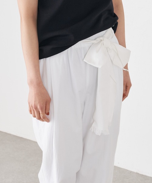BEARDSLEY(ビアズリー)の「ベルト付きパンツ(その他パンツ・レディース・ホワイト/ブラック・FREE)」の2枚目の写真
