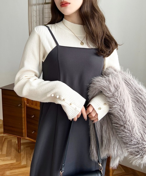 moment+（モーメントプラス）の「カットジョーゼットスリットキャミワンピース（ワンピース・レディース・ブラック/アイボリー/グレイッシュベージュ/ブラウン/チャコールグレー・S/M/L）」の3枚目の写真