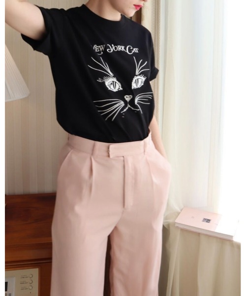 epine（エピヌ）の「New york cat embroidery tee black（Tシャツ