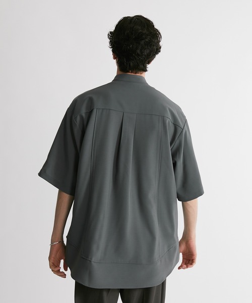 UNITED TOKYO（ユナイテッドトウキョウ）の「relactionバンドカラーシャツ（シャツ/ブラウス・メンズ・ライトブルーグレー/ブラック/ライトベージュ/サックスブルー・1/2/3）」の16枚目の写真