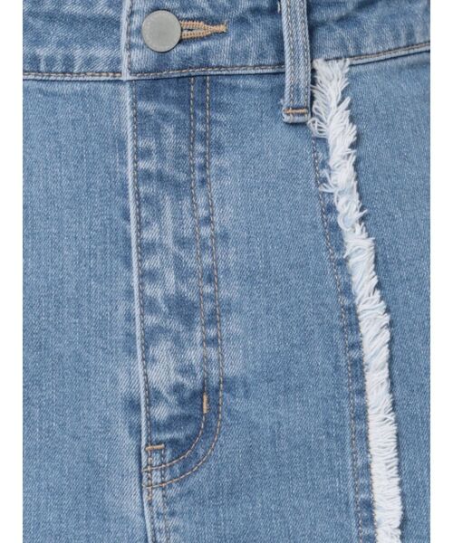 EMODA(エモダ)の「スイッチングマーメイドデニムスカート(スカート・レディース・ライトブルー/ブラック・SMALL/MEDIUM)」の12枚目の写真