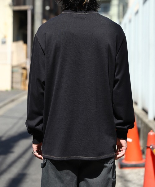 marka（マーカ）の「marka / マーカ：POCKET TEE L/S - 60//2 organic cotton compact knit -：M22C-03CS02C[COR]（Tシャツ/カットソー・メンズ・グリーン/ブラック/ベージュ・3/1/2）」の15枚目の写真