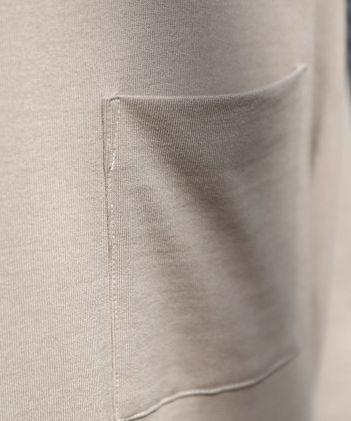 marka（マーカ）の「marka / マーカ：POCKET TEE L/S - 60//2 organic cotton compact knit -：M22C-03CS02C[COR]（Tシャツ/カットソー・メンズ・グリーン/ブラック/ベージュ・3/1/2）」の18枚目の写真