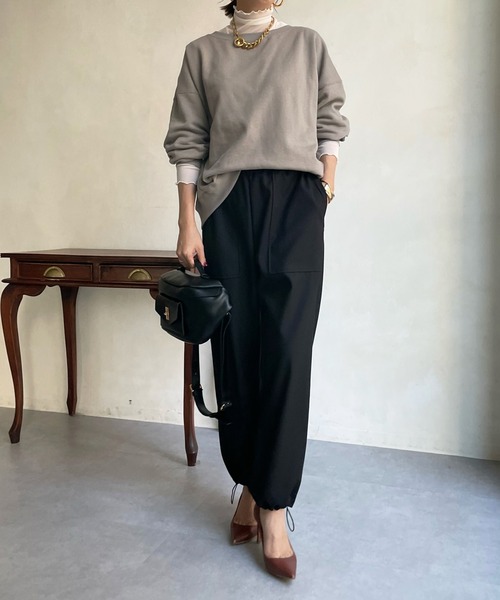 DouDou(ドゥドゥ)の「【新色追加】AW スウェットプルオーバー(スウェット・レディース・チャコールグレー/パープル/オフホワイト/ピンク/ブラウン/ピンク系その他/グレイッシュベージュ・FREE)」の22枚目の写真