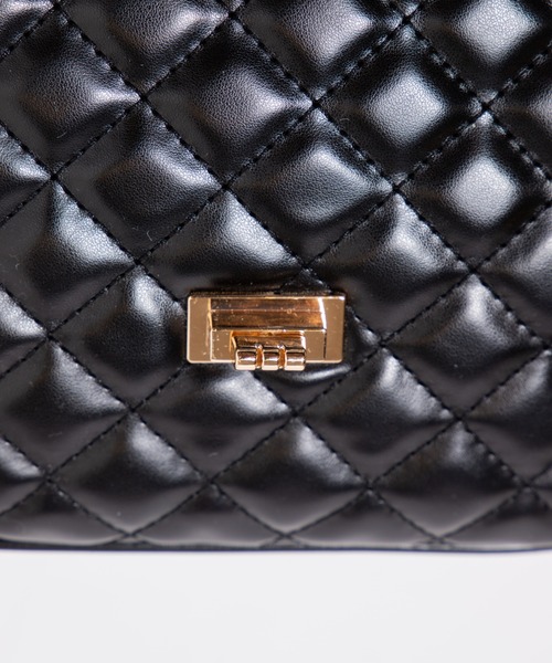 WEGO(ウィゴー)の「WEGO/キルティングフラップショルダーバッグ(ショルダーバッグ・レディース・オフホワイト/ブラック・FREE)」の6枚目の写真