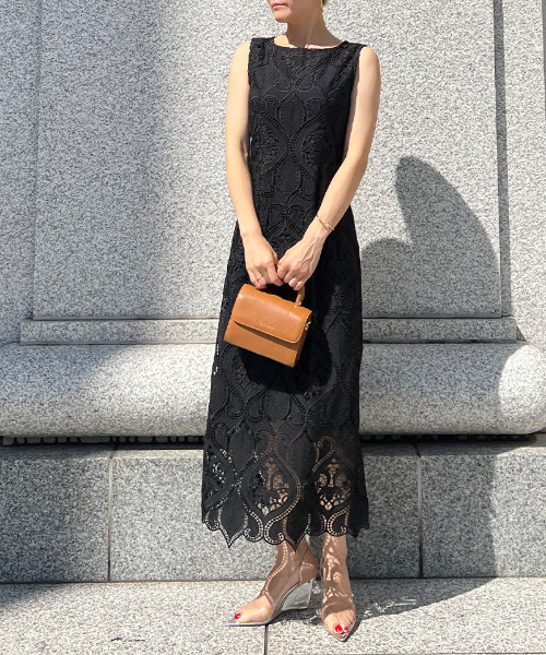 日本未入荷★Karen Millen レーストップタイトワンピース 日本未入荷☆Karen Millen ホルターネックタイトワンピース