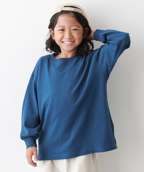 devirock（デビロック）の「綿100% お洗濯してもよれにくい 無地 ビッグシルエット 袖リブ 長袖Tシャツ（Tシャツ/カットソー・キッズ・ブラック/パープル系その他/ダークオリーブ/アイボリー/パープル系その他2/ブラウン系その他/ブルー系その他/ブルー系その他2/グレー/ダークグリーン/ホワイト/グリーン/ピンク/オートミール/パープル系5/イエロー/バイオレット/ブルー系2/レッド系1/ブルー系6/グレー系/オレンジ系2/グレイッシュブルー/グリーン系1/ピンク系1/イエロー系3/ベージュ系その他/ブラック系その他/ボルドー/ブルー系4/ブルー系3/ピンク系2/ブルー系5・100cm/110cm/150cm/120cm/160cm/140cm/130cm/80ｃｍ/90cm）」の18枚目の写真