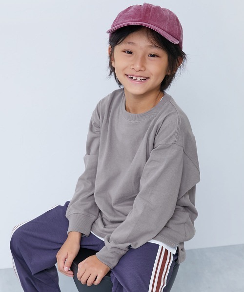 devirock（デビロック）の「綿100% お洗濯してもよれにくい 無地 ビッグシルエット 袖リブ 長袖Tシャツ（Tシャツ/カットソー・キッズ・ブラック/パープル系その他/ダークオリーブ/アイボリー/パープル系その他2/ブラウン系その他/ブルー系その他/ブルー系その他2/グレー/ダークグリーン/ホワイト/グリーン/ピンク/オートミール/パープル系5/イエロー/バイオレット/ブルー系2/レッド系1/ブルー系6/グレー系/オレンジ系2/グレイッシュブルー/グリーン系1/ピンク系1/イエロー系3/ベージュ系その他/ブラック系その他/ボルドー/ブルー系4/ブルー系3/ピンク系2/ブルー系5・100cm/110cm/150cm/120cm/160cm/140cm/130cm/80ｃｍ/90cm）」の6枚目の写真