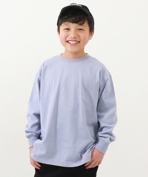 devirock（デビロック）の「綿100% お洗濯してもよれにくい 無地 ビッグシルエット 袖リブ 長袖Tシャツ（Tシャツ/カットソー・キッズ・ブラック/パープル系その他/ダークオリーブ/アイボリー/パープル系その他2/ブラウン系その他/ブルー系その他/ブルー系その他2/グレー/ダークグリーン/ホワイト/グリーン/ピンク/オートミール/パープル系5/イエロー/バイオレット/ブルー系2/レッド系1/ブルー系6/グレー系/オレンジ系2/グレイッシュブルー/グリーン系1/ピンク系1/イエロー系3/ベージュ系その他/ブラック系その他/ボルドー/ブルー系4/ブルー系3/ピンク系2/ブルー系5・100cm/110cm/150cm/120cm/160cm/140cm/130cm/80ｃｍ/90cm）」の16枚目の写真