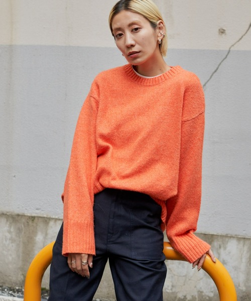 Auntie Rosa Holiday（アンティローザホリデー）の「クルーネックワイドシルエットプルオーバー（ニット/セーター・レディース・オレンジ/グレー/パープル/イエロー/アイボリー・FREE）」の5枚目の写真