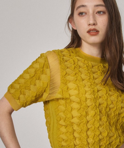 PUBLIC TOKYO(パブリックトウキョウ)の「【セットアップ対応】シャーリングハーフスリーブニット/ウォッシャブル(ニット/セーター・レディース・ブラック/マスタード・FREE)」の2枚目の写真