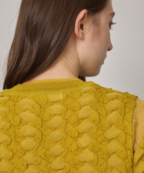 PUBLIC TOKYO(パブリックトウキョウ)の「【セットアップ対応】シャーリングハーフスリーブニット/ウォッシャブル(ニット/セーター・レディース・ブラック/マスタード・FREE)」の11枚目の写真