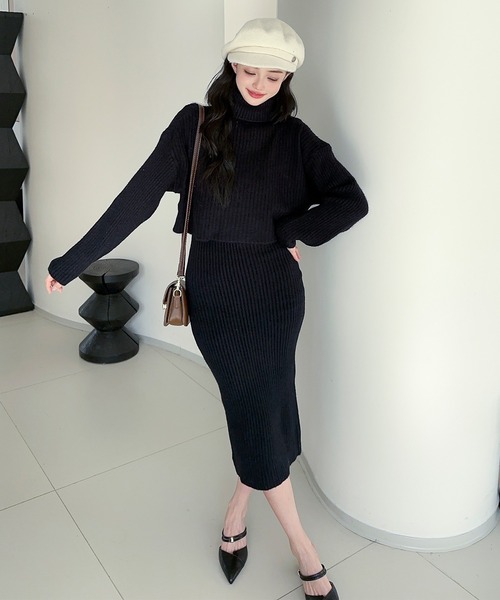 Jasmine Grandiflorum(ジャスミングランディフローラム)の「【Jasmine】タートルネックトップス+ニットワンピースセットアップ (AW)(ワンピース・レディース・ベージュ/ピンク/ブルー/ブラック/チョコ/イエロー/グリーン/ブラック系その他/ブルー系その他/ベージュ系その他/ピンク系その他・FREE/10)」の2枚目の写真