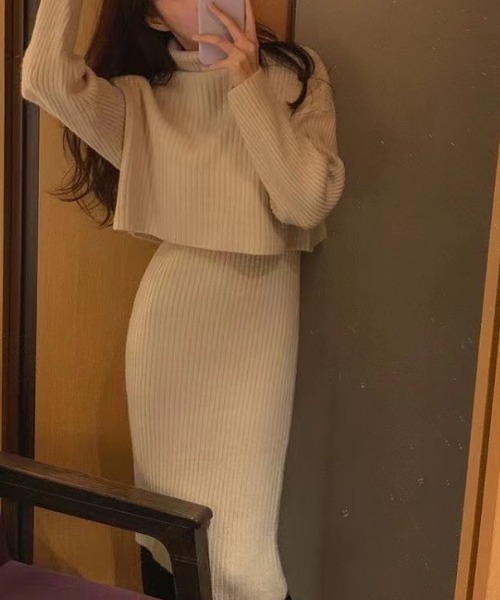 Jasmine Grandiflorum(ジャスミングランディフローラム)の「【Jasmine】タートルネックトップス+ニットワンピースセットアップ (AW)(ワンピース・レディース・ベージュ/ピンク/ブルー/ブラック/チョコ/イエロー/グリーン/ブラック系その他/ブルー系その他/ベージュ系その他/ピンク系その他・FREE/10)」の15枚目の写真