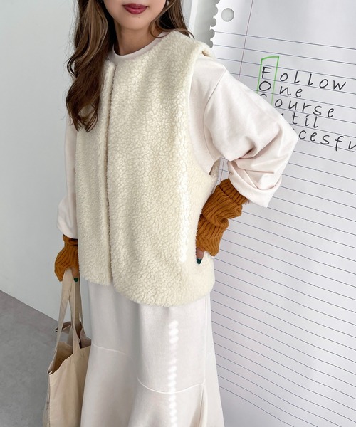 apres jour mignon(アプレジュールミニョン)の「【3周年記念アイテム】ボアベストスウェットワンピ―スセット【ZOZOTOWN限定アイテム】(ワンピース・レディース・アイボリー/ナチュラル・X-LARGE/フリー)」の6枚目の写真