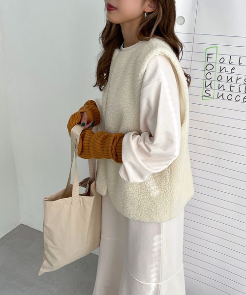 apres jour mignon(アプレジュールミニョン)の「【3周年記念アイテム】ボアベストスウェットワンピ―スセット【ZOZOTOWN限定アイテム】(ワンピース・レディース・アイボリー/ナチュラル・X-LARGE/フリー)」の7枚目の写真