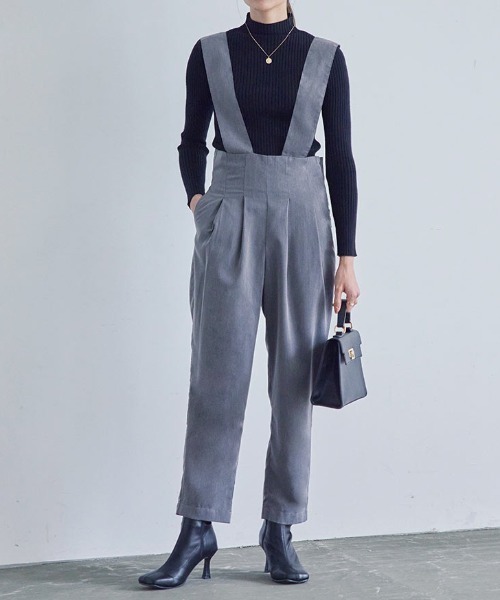 KOBE LETTUCE(コウベレタス)の「ハイウエストテーパードサロペット(サロペット/オーバーオール・レディース・ブラック/ベージュ/グレー/グレイッシュベージュ・FREE)」の15枚目の写真