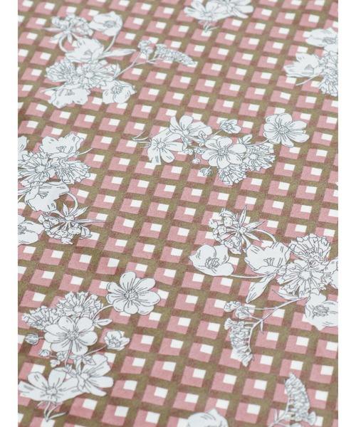 Te chichi TERRASSE（テチチテラス）の「【日比谷花壇コラボ】ノーカラーブルゾン（ブルゾン・レディース・ベージュ/ネイビー・ﾌﾘ-）」の17枚目の写真