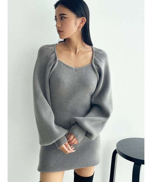 EMODA（エモダ）の「タックスリーブニットワンピース（ワンピース・レディース・アイボリー/グレー/ブラック/ブルー・FREE）」の3枚目の写真