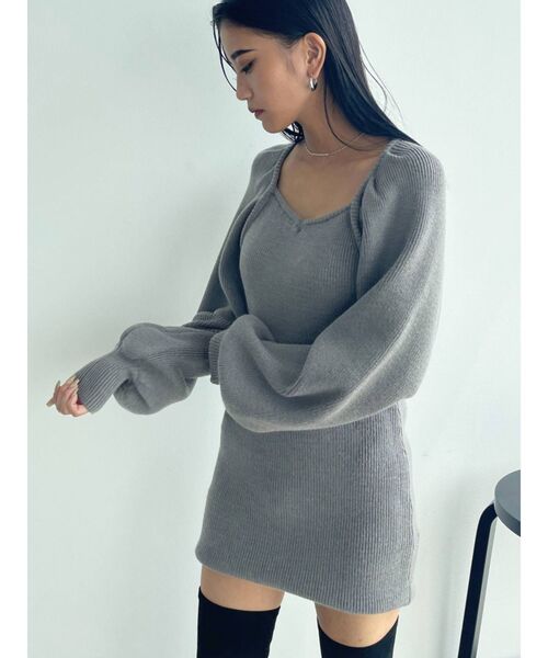 EMODA（エモダ）の「タックスリーブニットワンピース（ワンピース・レディース・アイボリー/グレー/ブラック/ブルー・FREE）」の6枚目の写真