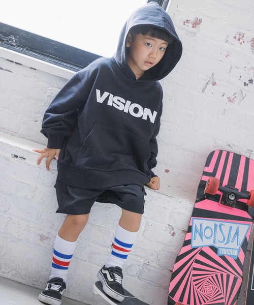 LOWRYS FARM（ローリーズファーム）の「ＶＩＳＩＯＮロゴパーカー　165252（パーカー・キッズ・ブラック/レッド・130cm/150cm/110cm）」の19枚目の写真