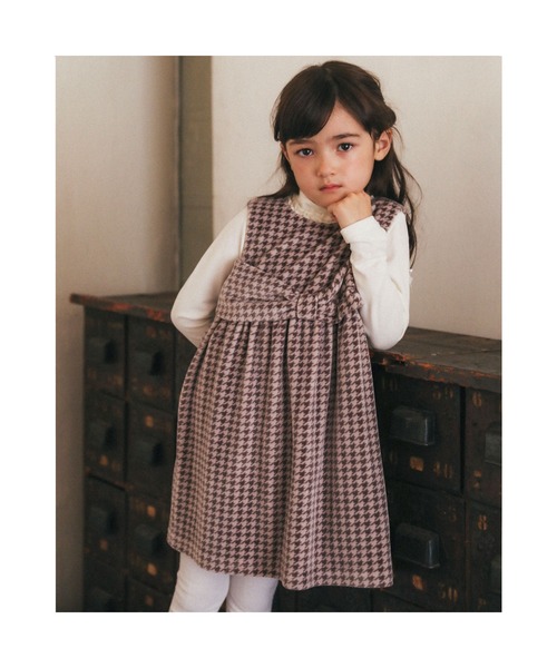 BeBe(ベベ)の「BeBe/日本製ミップストレッチスウェードハイネックTシャツ(80~150cm)(Tシャツ/カットソー・キッズ・グレー/エンジ/オフホワイト・130/150/100/120/90/110/140/80)」の18枚目の写真