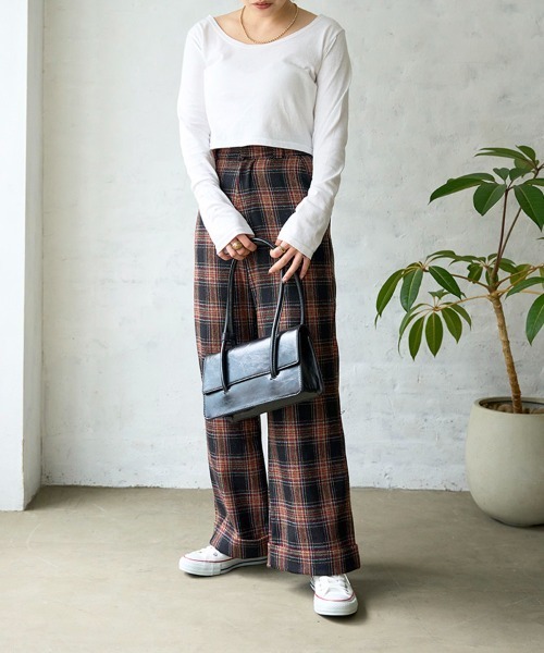 Flugge(フラッジー)の「cropped L/S tee/クロップドロンT(Tシャツ/カットソー・レディース・ブラック/グレー/ホワイト・FREE)」の13枚目の写真