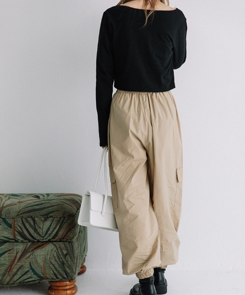 Flugge(フラッジー)の「cropped L/S tee/クロップドロンT(Tシャツ/カットソー・レディース・ブラック/グレー/ホワイト・FREE)」の11枚目の写真
