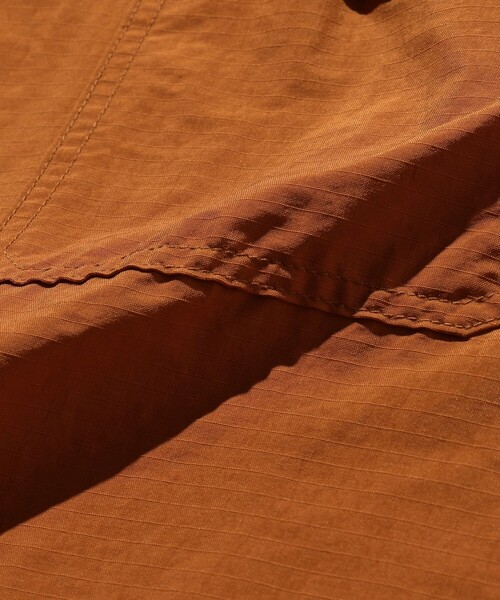 BEAMS PLUS（ビームスプラス）の「BEAMS PLUS / ストレッチ ナイロン リップストップ アドベンチャー シャツ（シャツ/ブラウス・メンズ・オリーブ/サックスブルー/オレンジ・SMALL/MEDIUM/LARGE/X-LARGE）」の16枚目の写真