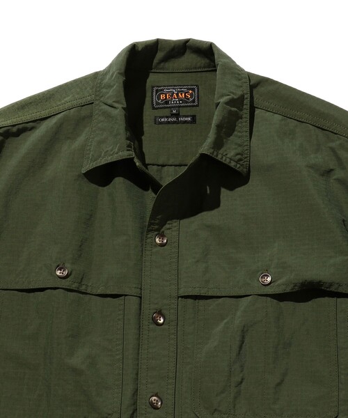 BEAMS PLUS（ビームスプラス）の「BEAMS PLUS / ストレッチ ナイロン リップストップ アドベンチャー シャツ（シャツ/ブラウス・メンズ・オリーブ/サックスブルー/オレンジ・SMALL/MEDIUM/LARGE/X-LARGE）」の22枚目の写真