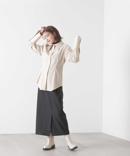 N.（N. Natural Beauty Basic）（エヌエヌナチュラルビューティーベーシック）の「サイドスリットロングスカート（スカート・レディース・オフホワイト/ブラック/イエロー・MEDIUM）」の4枚目の写真