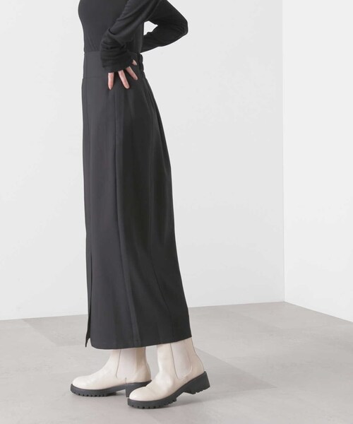 N.（N. Natural Beauty Basic）（エヌエヌナチュラルビューティーベーシック）の「サイドスリットロングスカート（スカート・レディース・オフホワイト/ブラック/イエロー・MEDIUM）」の19枚目の写真