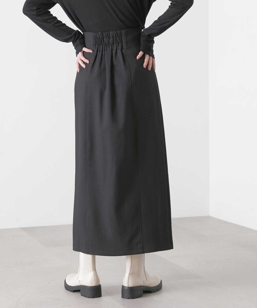 N.（N. Natural Beauty Basic）（エヌエヌナチュラルビューティーベーシック）の「サイドスリットロングスカート（スカート・レディース・オフホワイト/ブラック/イエロー・MEDIUM）」の6枚目の写真