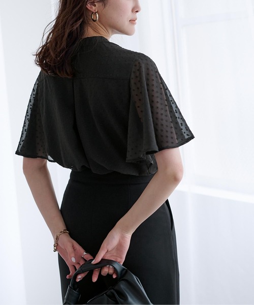 シアードットフレアスリーブブラウス