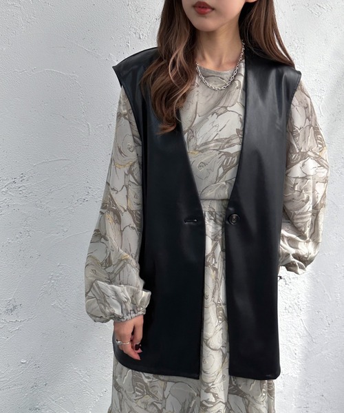 apres jour mignon（アプレジュールミニョン）の「フェイクレザージレ【ZOZOTOWN限定アイテム】（ベスト・レディース・モカ/ブラック/アイボリー・X-LARGE/フリー）」の19枚目の写真