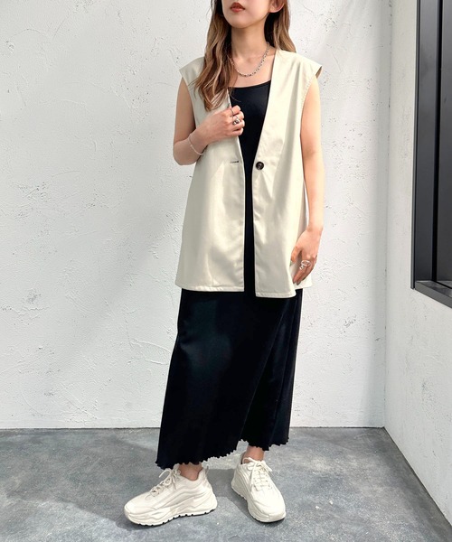 apres jour mignon（アプレジュールミニョン）の「フェイクレザージレ【ZOZOTOWN限定アイテム】（ベスト・レディース・モカ/ブラック/アイボリー・X-LARGE/フリー）」の9枚目の写真