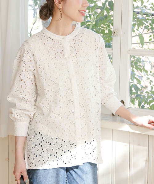 URBAN RESEARCH Sonny Label（アーバンリサーチサニーレーベル）の「バンドカラーコットンレースシャツブラウス（シャツ/ブラウス・レディース・ブラック/オフホワイト/グレー・FREE）」の4枚目の写真
