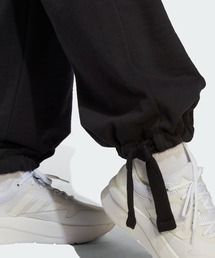 adidas（アディダス）の「ダンス バーサタイル ニットパンツ