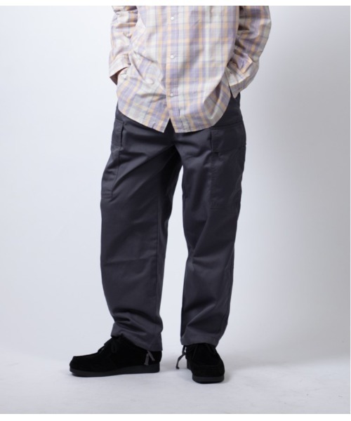 Beno（ビーノ）の「TCツイル ワイドシルエット イージー カーゴパンツ（カーゴパンツ・メンズ・ブラック/チャコールグレー/カーキ・M/L）」の3枚目の写真