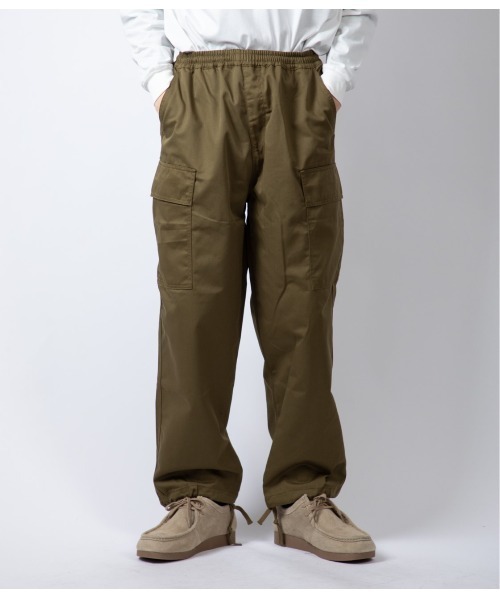 Beno（ビーノ）の「TCツイル ワイドシルエット イージー カーゴパンツ（カーゴパンツ・メンズ・ブラック/チャコールグレー/カーキ・M/L）」の6枚目の写真
