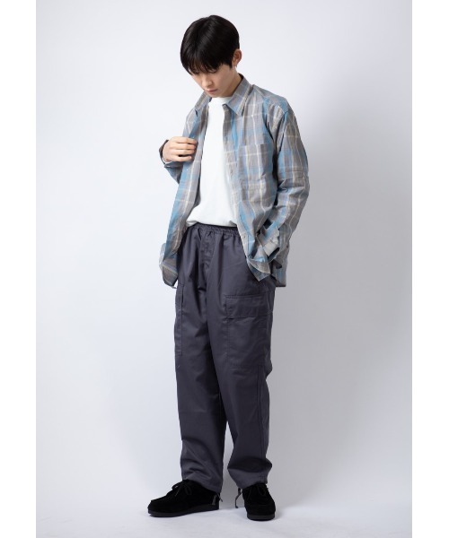 Beno（ビーノ）の「TCツイル ワイドシルエット イージー カーゴパンツ（カーゴパンツ・メンズ・ブラック/チャコールグレー/カーキ・M/L）」の5枚目の写真