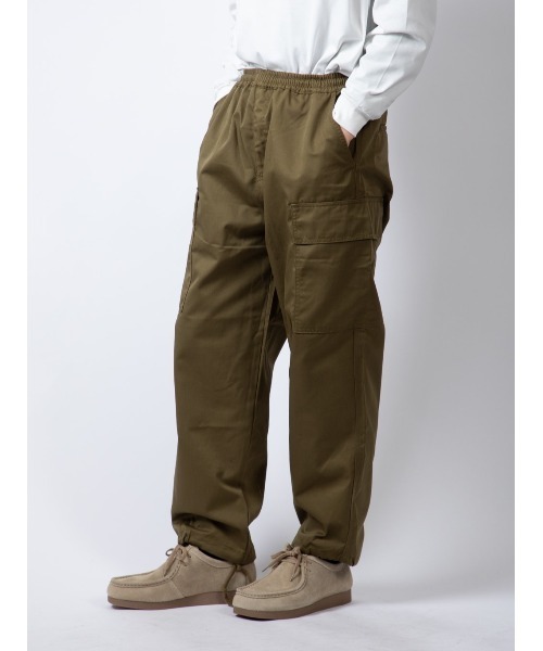 Beno（ビーノ）の「TCツイル ワイドシルエット イージー カーゴパンツ（カーゴパンツ・メンズ・ブラック/チャコールグレー/カーキ・M/L）」の12枚目の写真