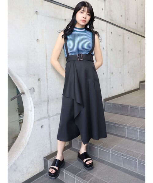 MURUA（ムルーア）の「スクエアトゥスライダーサンダル（サンダル・レディース・ブラック/その他1・22.5/24.5/23.5）」の15枚目の写真