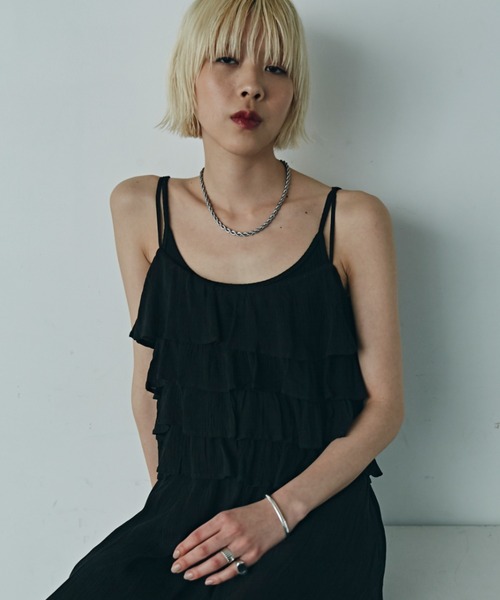 ROSE BUD(ローズバッド)の「フリルキャミソール(キャミソール・レディース・ブルー/ブラック・FREE)」の2枚目の写真