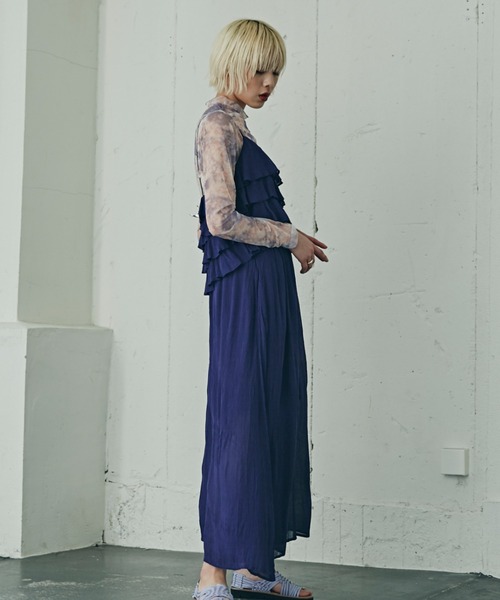 ROSE BUD(ローズバッド)の「フリルキャミソール(キャミソール・レディース・ブルー/ブラック・FREE)」の7枚目の写真