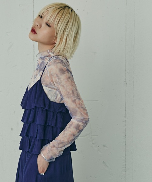 ROSE BUD(ローズバッド)の「フリルキャミソール(キャミソール・レディース・ブルー/ブラック・FREE)」の9枚目の写真